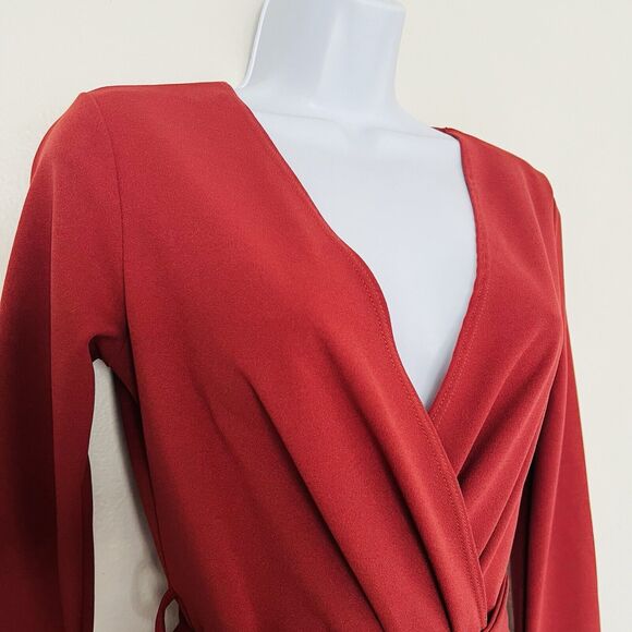 Windsor Brick Red Romper Dress Long Sleeve Faux Wrap Belted Waist Shorts V-neck - Picture 4 of 9